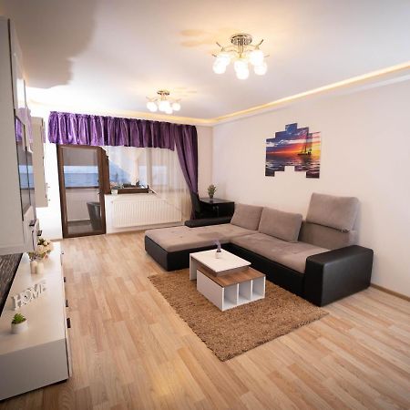 Isaran Coresi Apartment Braşov Exteriör bild