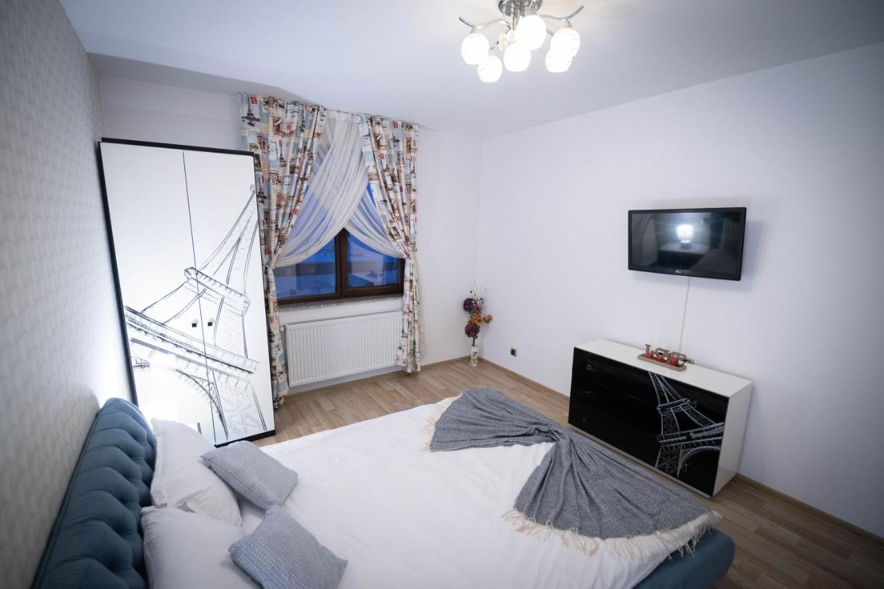 Isaran Coresi Apartment Braşov Exteriör bild