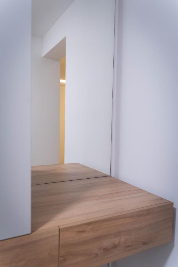 Isaran Coresi Apartment Braşov Exteriör bild