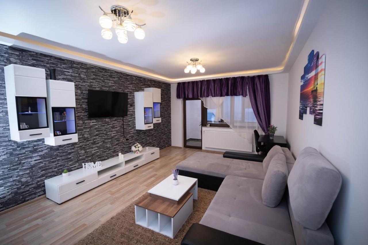Isaran Coresi Apartment Braşov Exteriör bild