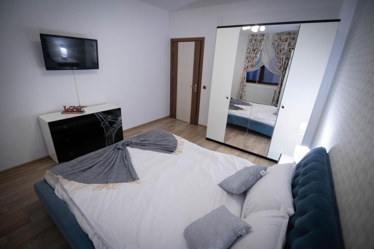 Isaran Coresi Apartment Braşov Exteriör bild